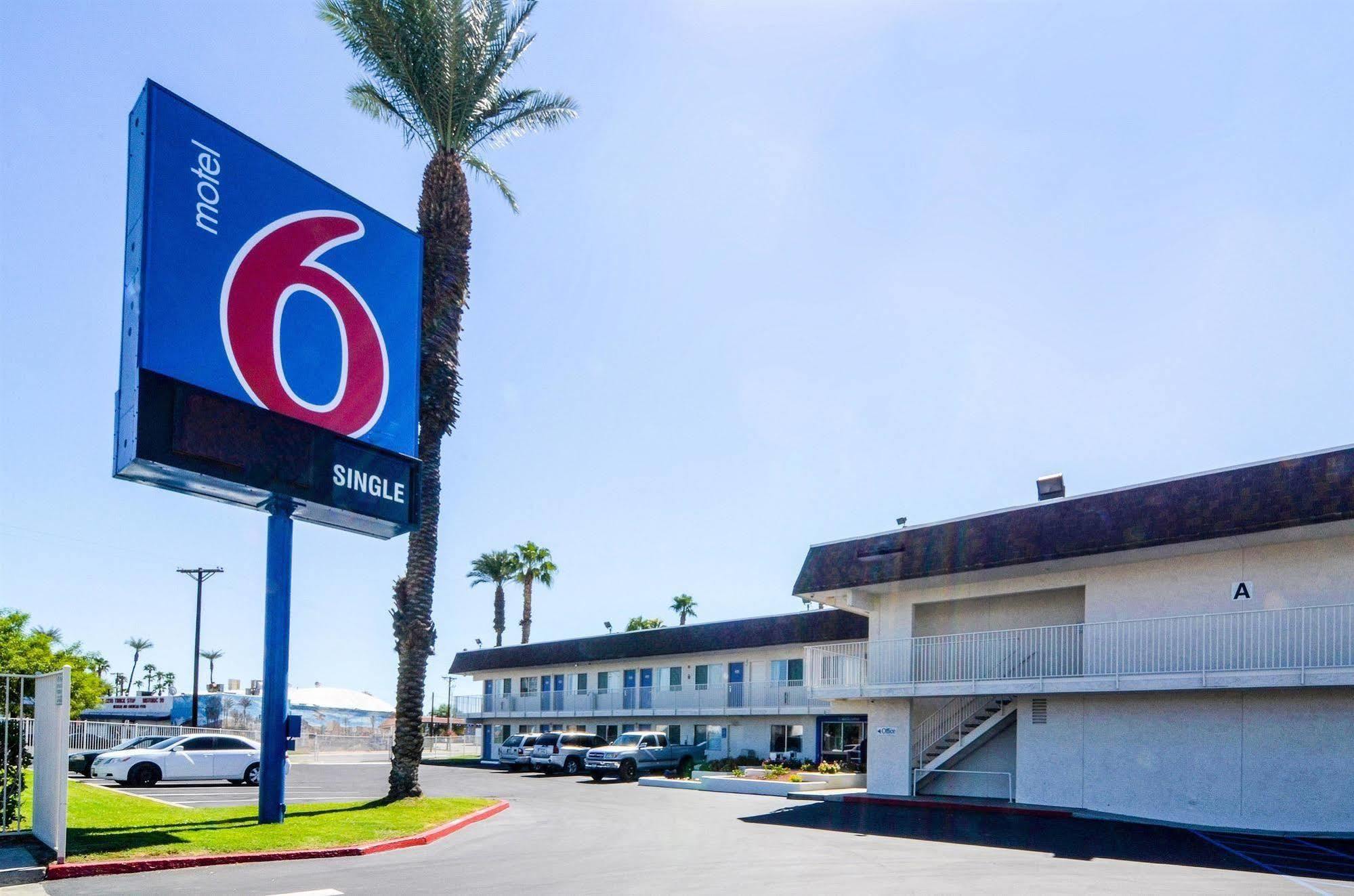 Motel 6-Indio, Ca - Palm Springs Ngoại thất bức ảnh