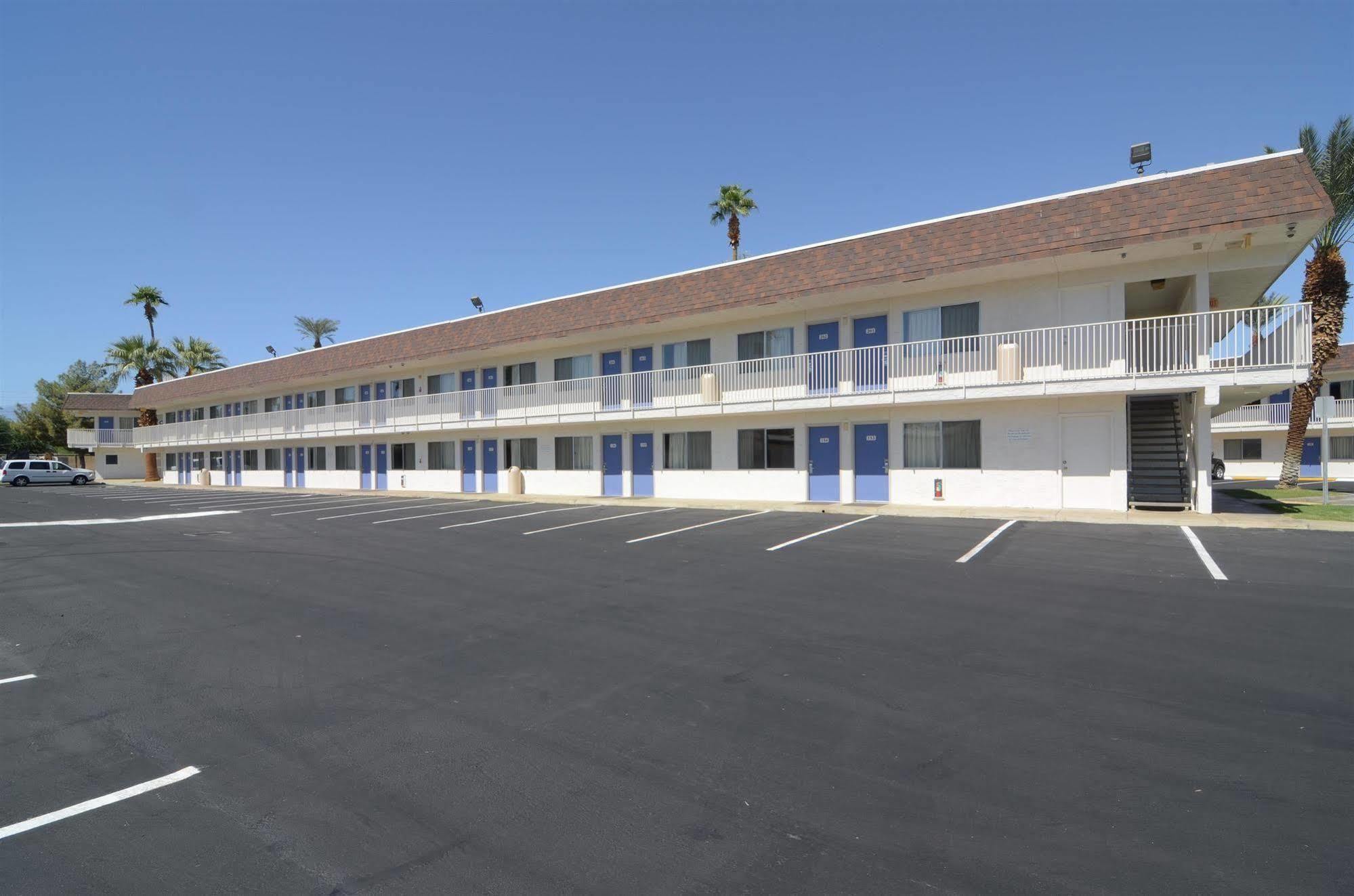 Motel 6-Indio, Ca - Palm Springs Ngoại thất bức ảnh