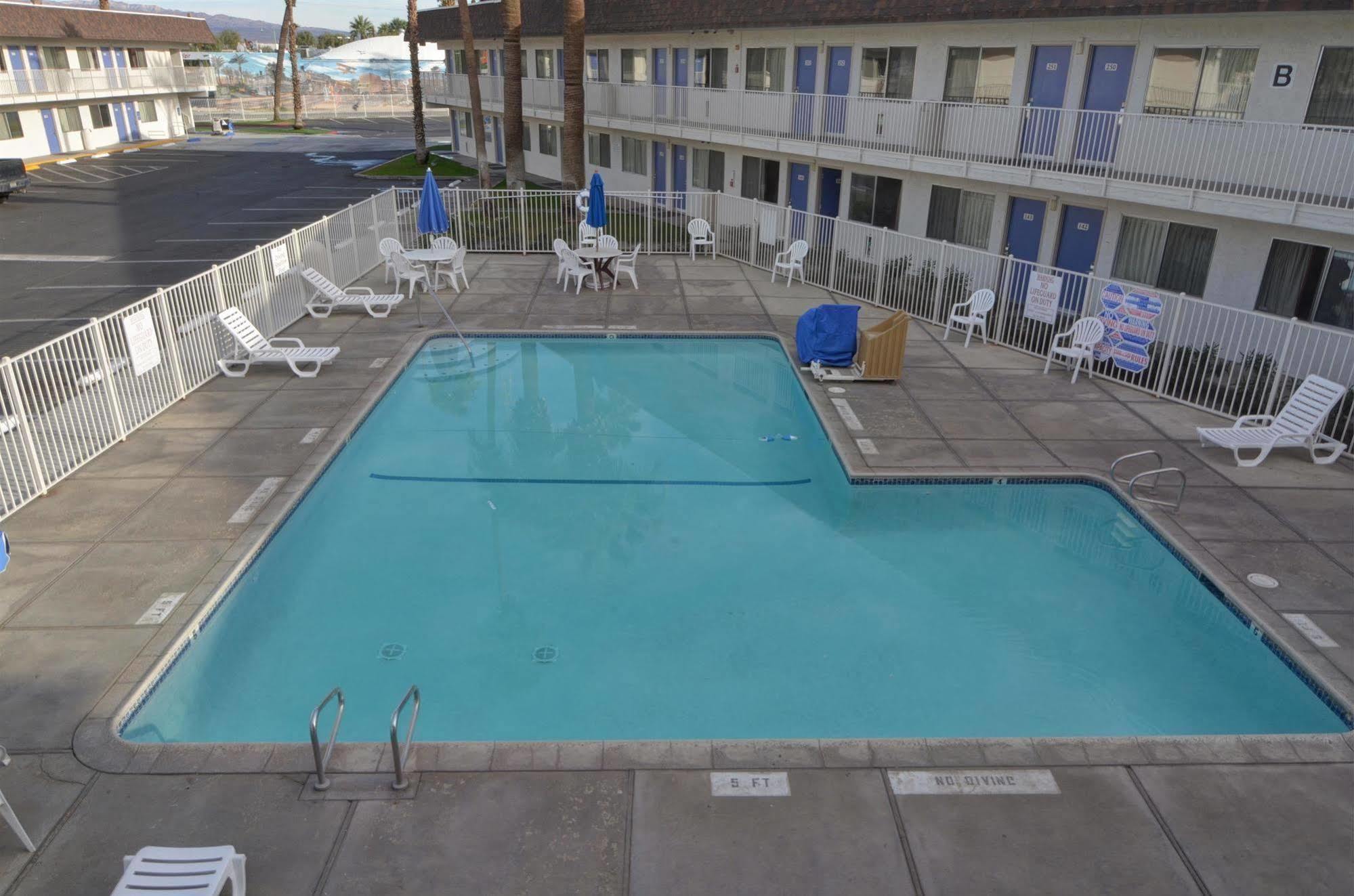 Motel 6-Indio, Ca - Palm Springs Ngoại thất bức ảnh